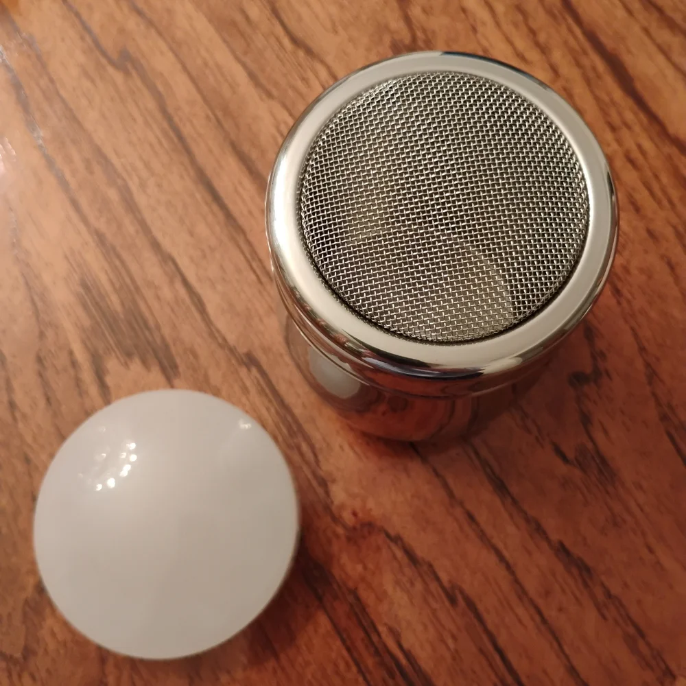 Williams Sonoma Silver Shaker with Lid